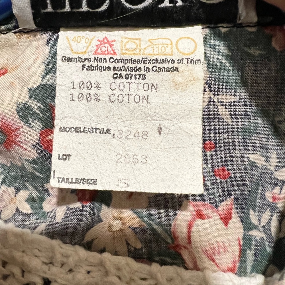 Vintage Floral Button-Up Shirt - Picture 3 of 4